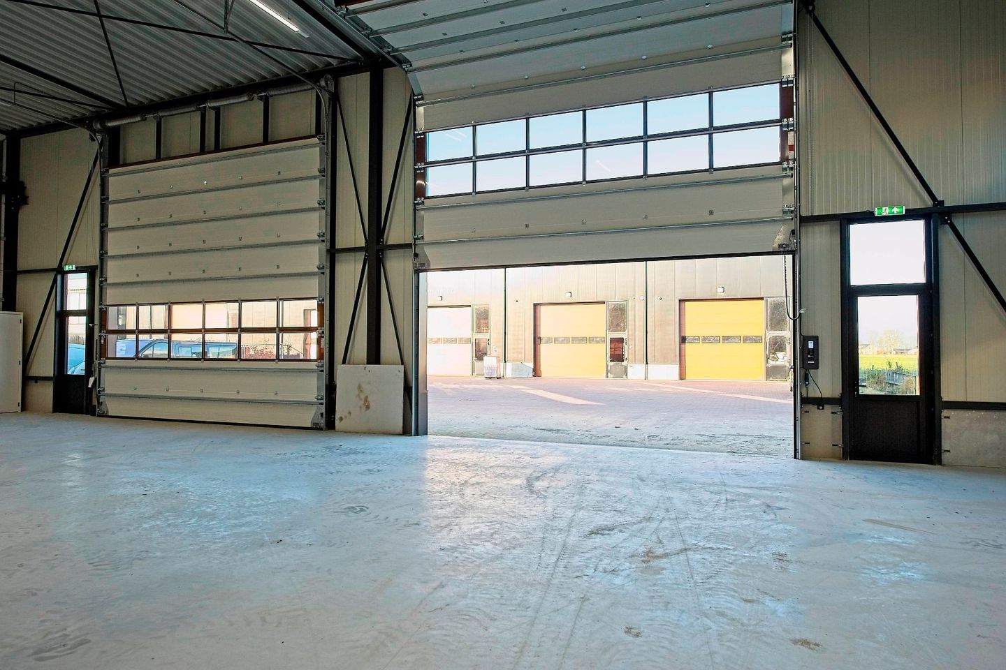 View photo 3 of Ambachtshof 7-c