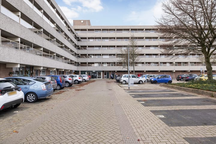 Photo 9 of Haringvlietstraat 107