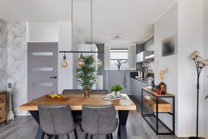 Photo 20 of Haringvlietstraat 107