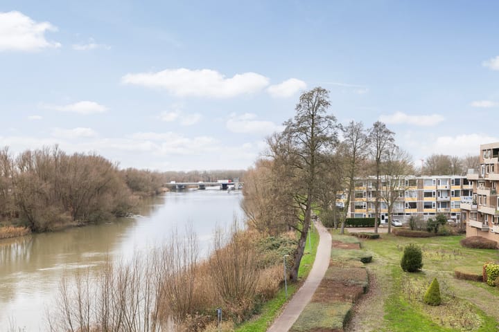 Photo 27 of Haringvlietstraat 107