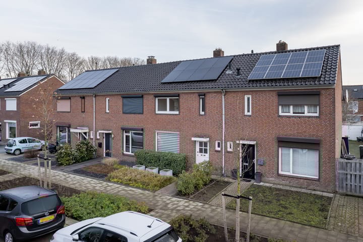 Photo 38 of Juliana van Stolbergstraat 15