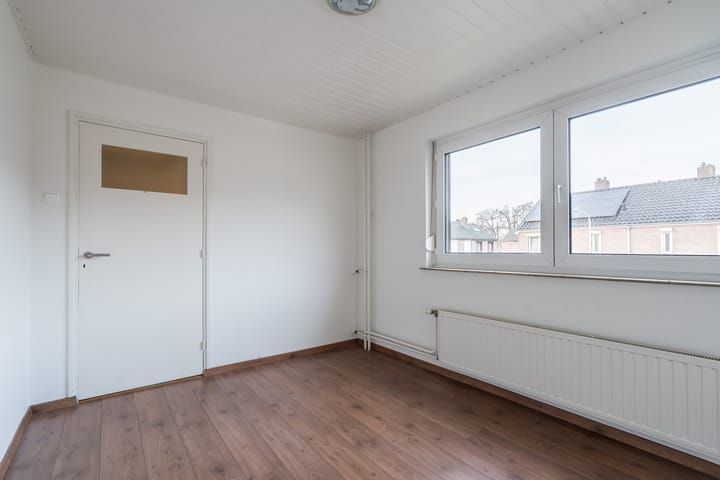 Photo 23 of Juliana van Stolbergstraat 15