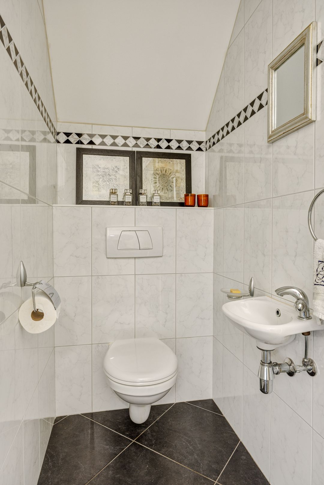 Photo 11 of Jules de Cortestraat 2