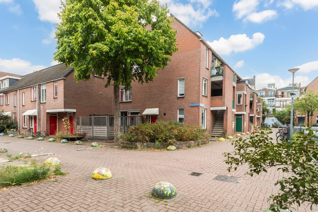 Foto 1 van Buziaustraat 58