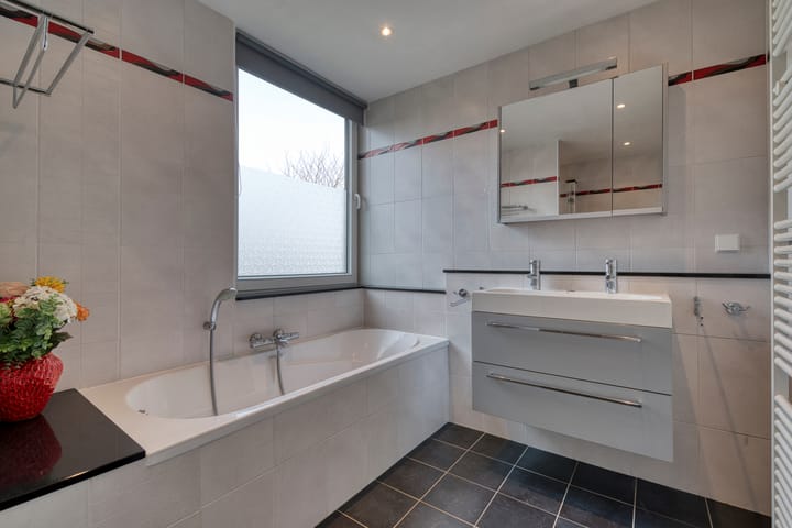 Foto 30 van Bomas 20