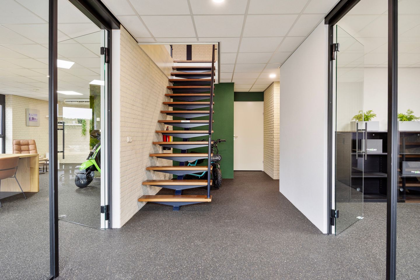 Bekijk foto 3 van Saksenweg 30