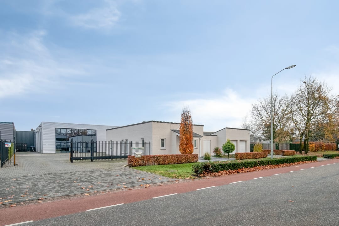 Photo 1 of Saksenweg 30