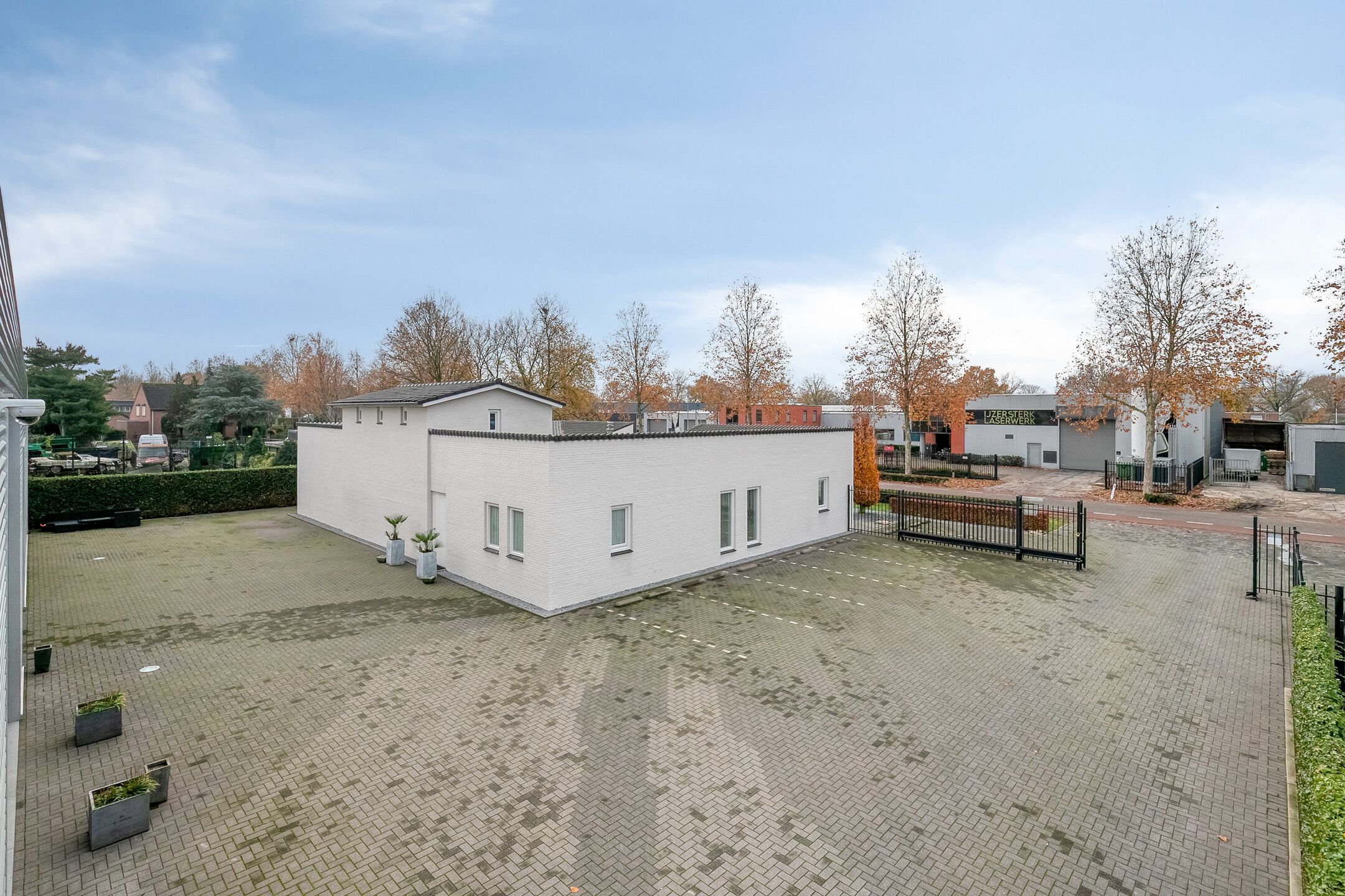 Photo 51 of Saksenweg 30