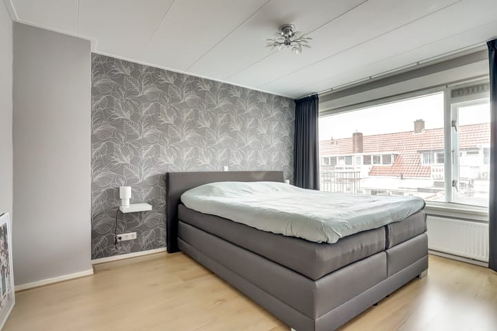 Photo 11 of Willem van der Kaaijstraat 31