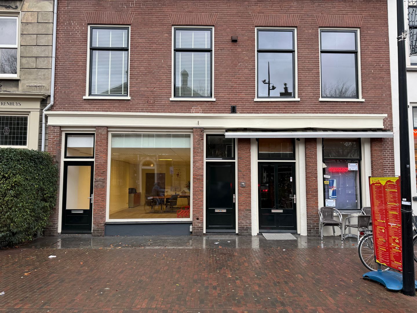 View photo 2 of Voorstraat 51-b
