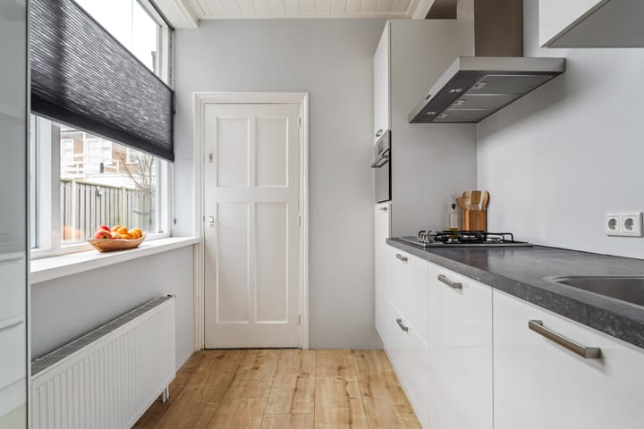 Photo 4 of Pieter Langendijkstraat 6