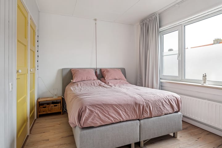 Photo 22 of Pieter Langendijkstraat 6