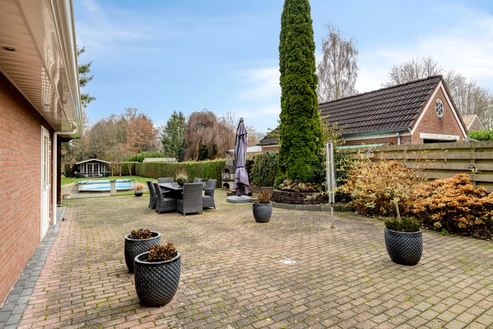 Foto 32 van Wedderweg 41