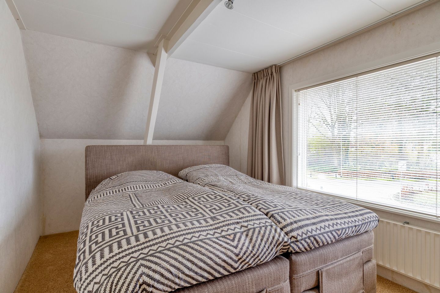 Foto 25 van Wedderweg 41