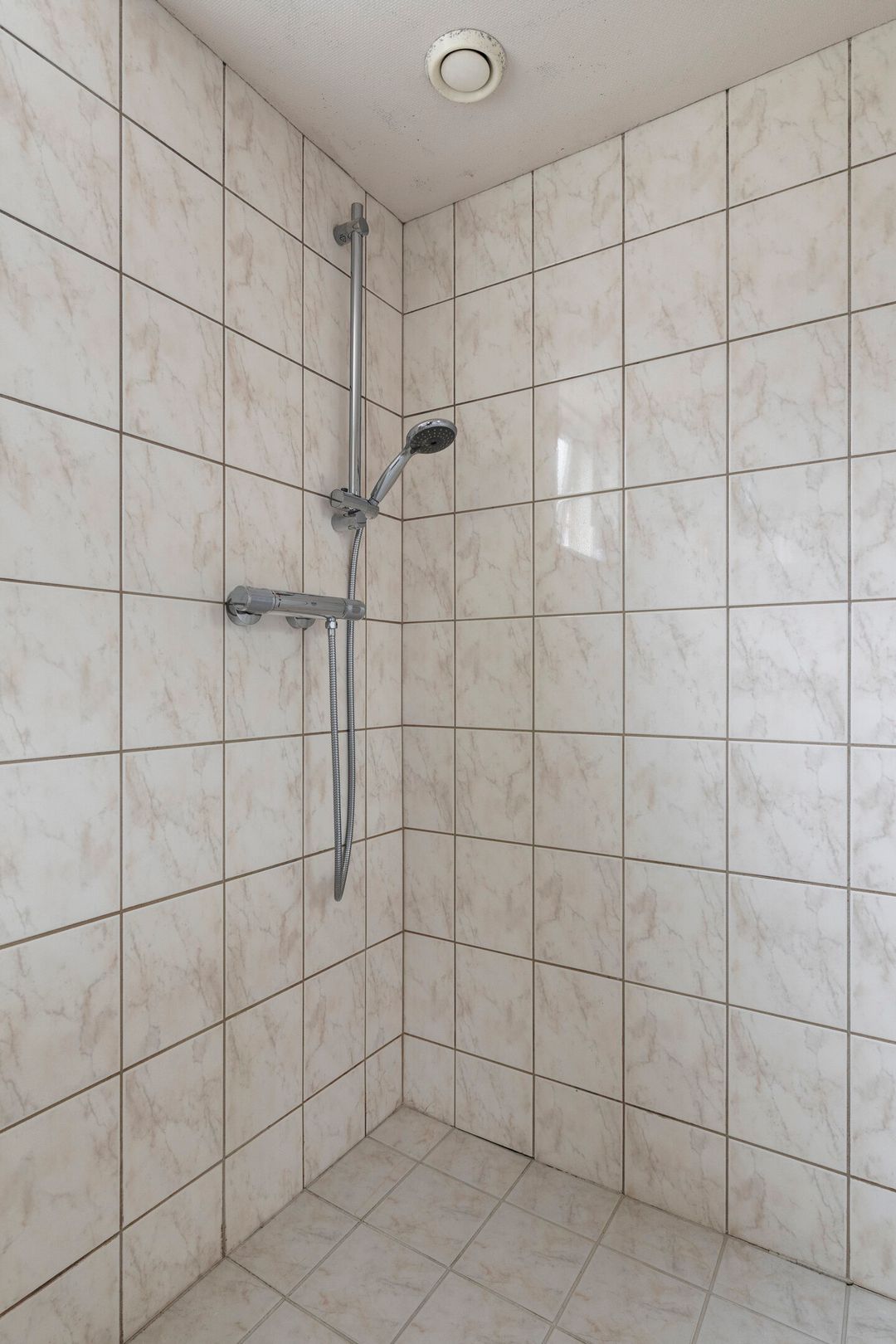 Foto 23 van Wedderweg 41