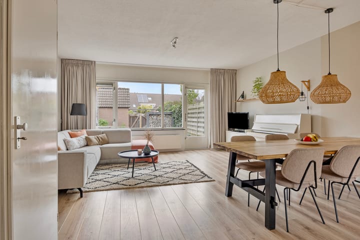 Foto 3 van Atalanta 73