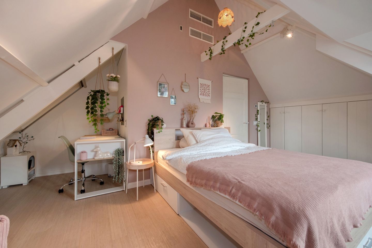 Foto 44 van Balistraat 100