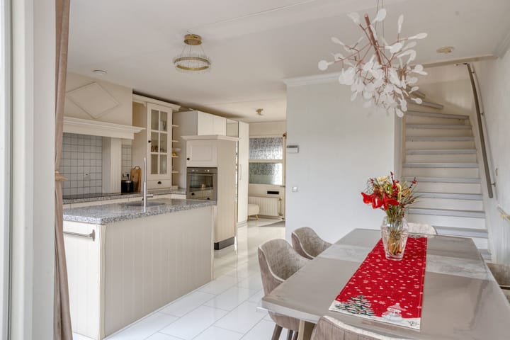 Foto 2 van Waterweegbree 12