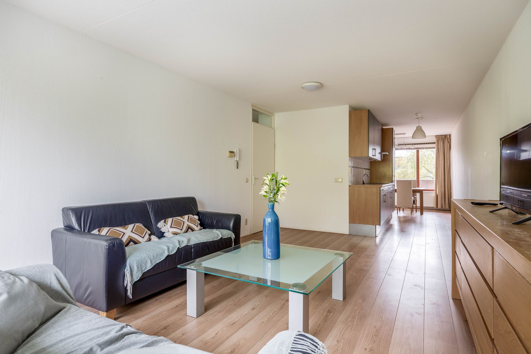 Foto 18 van Willem Molenbroekplein 19