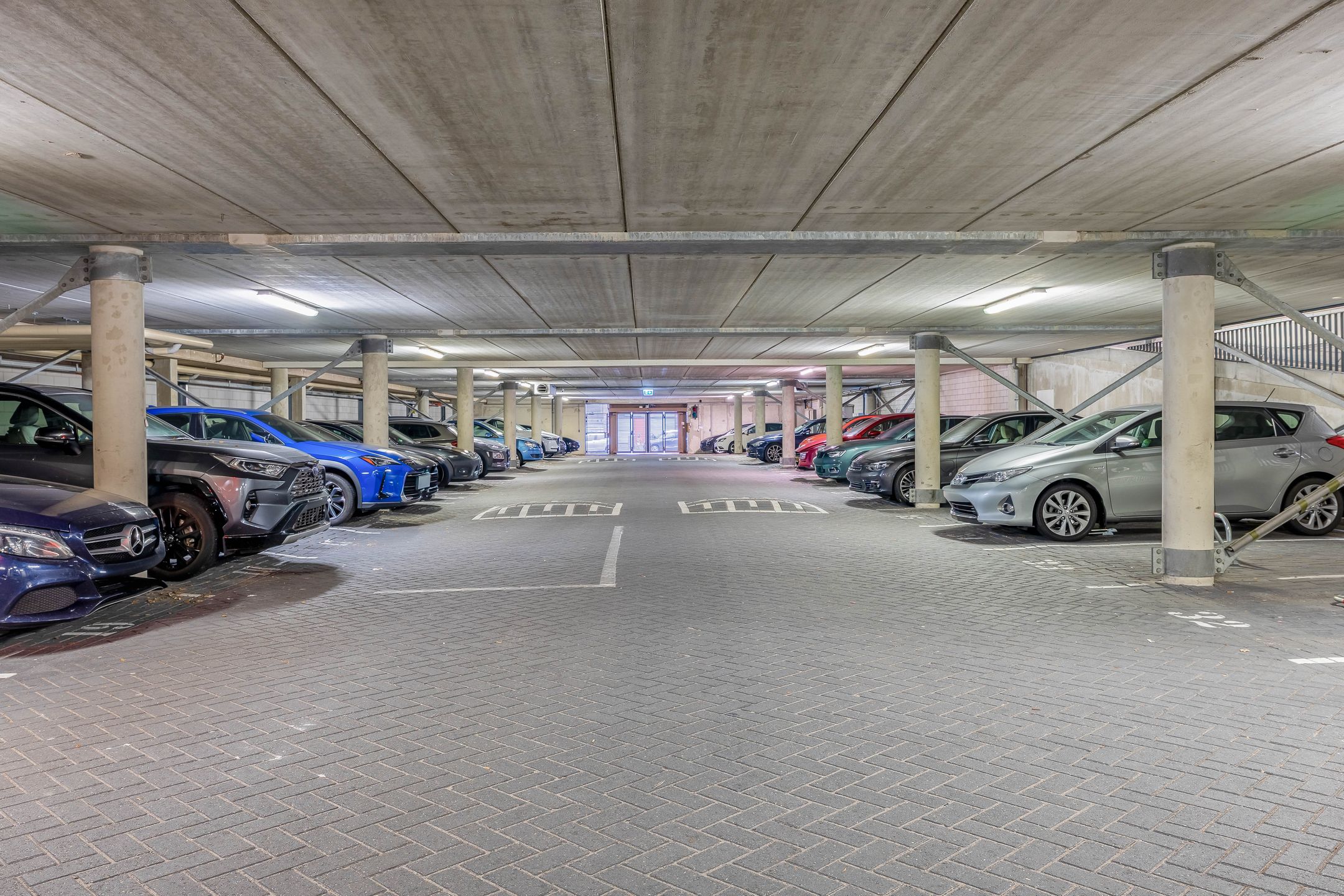 Foto 33 van Willem Molenbroekplein 19