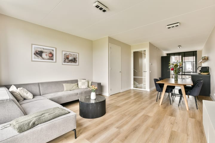 Foto 2 van Louis Couperusstraat 7