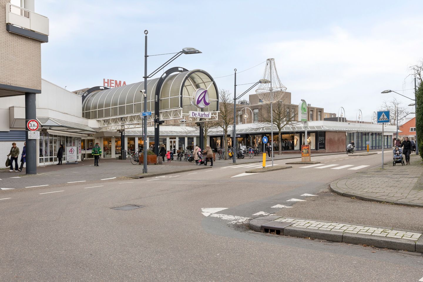 Foto 25 van Van Boetzelaerstraat 17