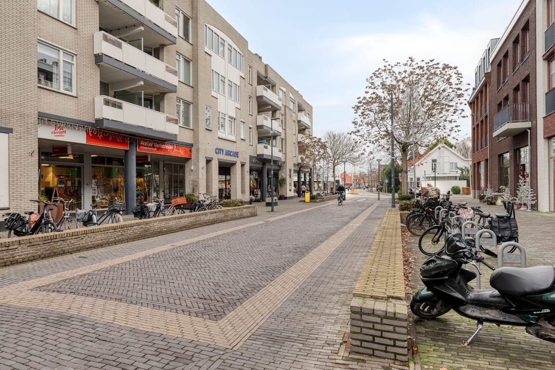 Foto 26 van Van Boetzelaerstraat 17