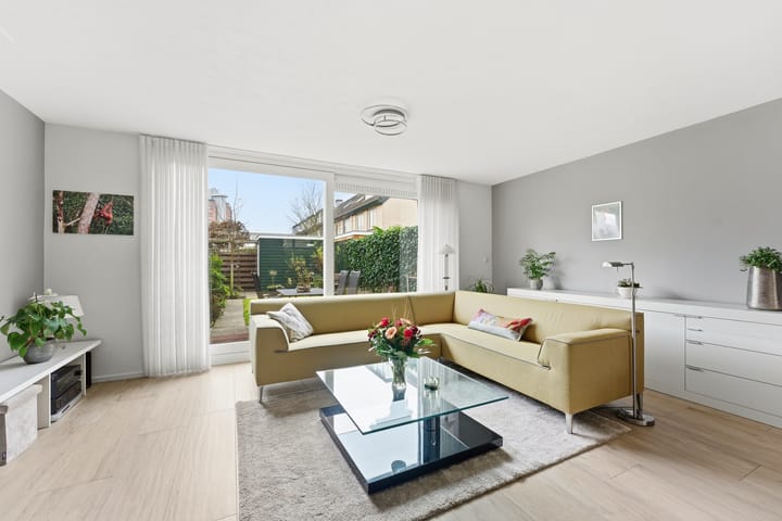 Clara Wichmannstraat 43