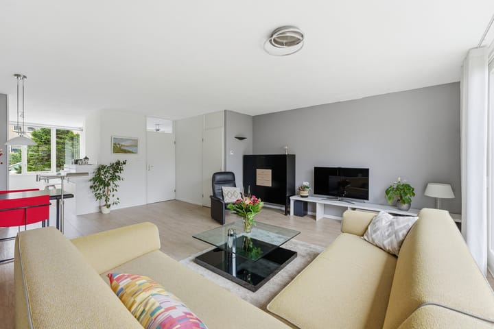 Foto 6 van Clara Wichmannstraat 43