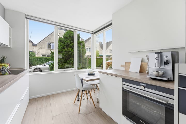 Foto 13 van Clara Wichmannstraat 43