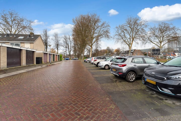 Foto 28 van Marslaan 12