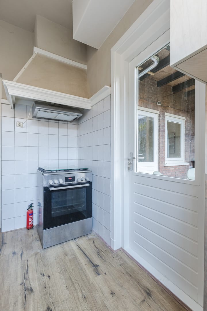 Photo 32 of Cornelis van Noordestraat 22-ZW