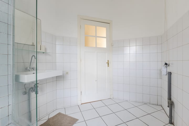 Photo 35 of Cornelis van Noordestraat 22-ZW