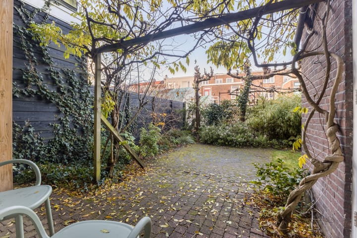 Photo 39 of Cornelis van Noordestraat 22-ZW