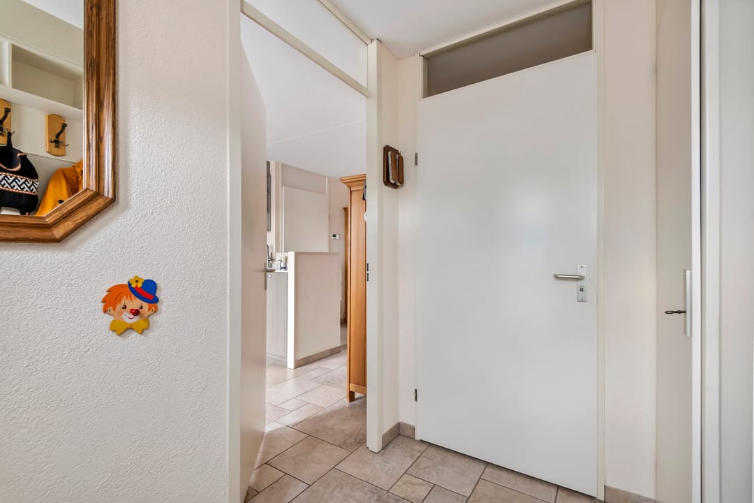 Photo 2 of J.H. L.-van Herwaardenstraat 61