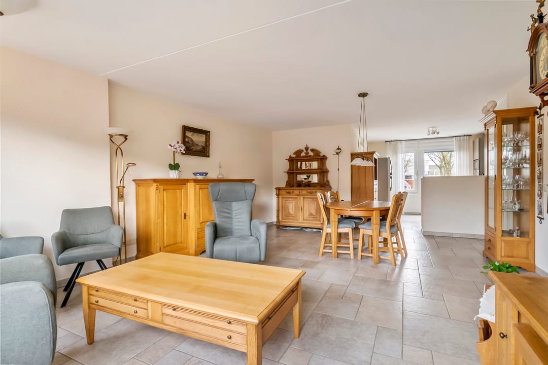 Photo 11 of J.H. L.-van Herwaardenstraat 61