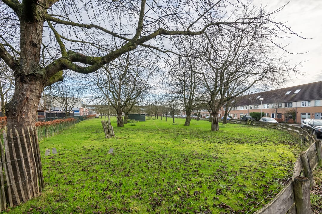 Photo 32 of J.H. L.-van Herwaardenstraat 61