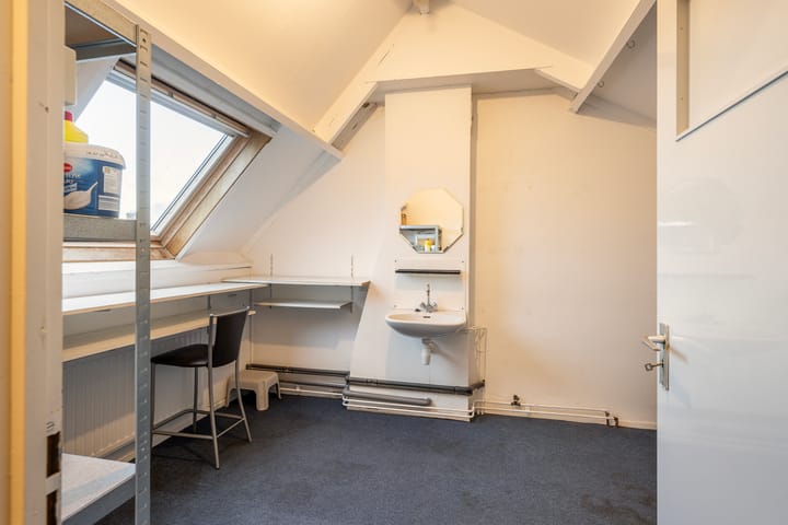 Foto 28 van Heliotroop 35