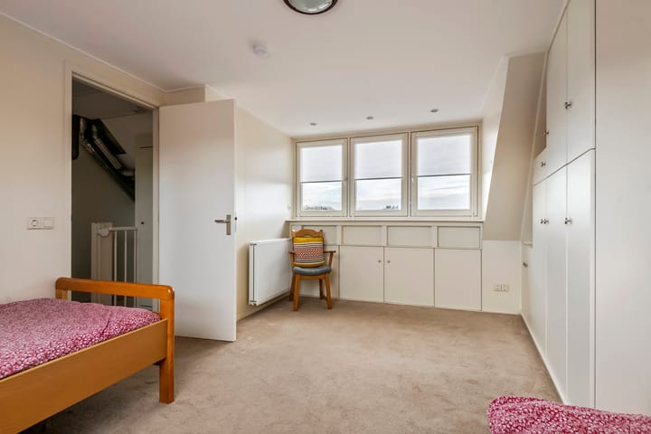 Foto 26 van J.H. L.-van Herwaardenstraat 61