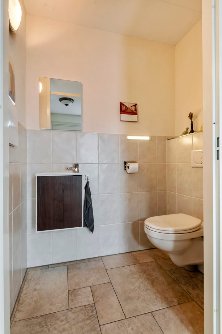 Foto 15 van J.H. L.-van Herwaardenstraat 61