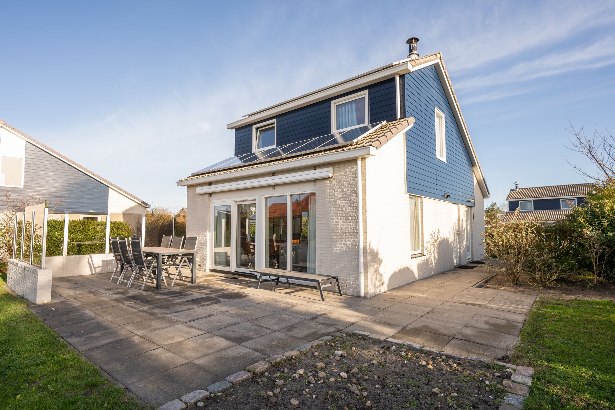 3-bedroom freehold villa in De Koog — photo 1 of 5