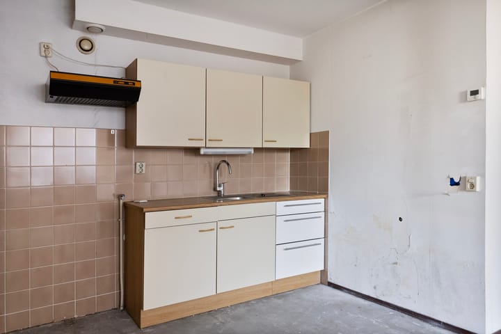 Photo 4 of Middellaan 414