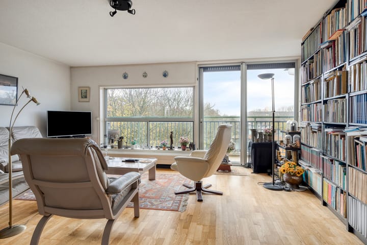 Foto 4 van Adolphine Eduardine Kokplantsoen 33