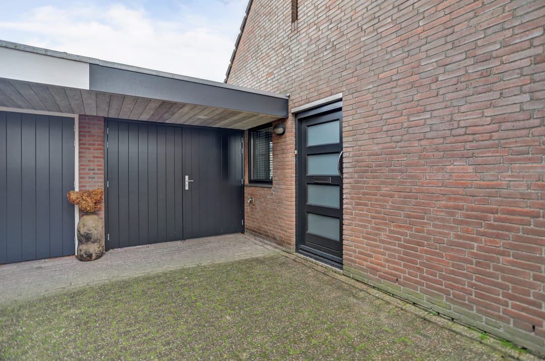 Foto 2 van Uilenburg 7