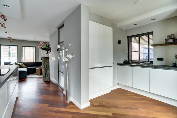 Foto 8 van Uilenburg 7