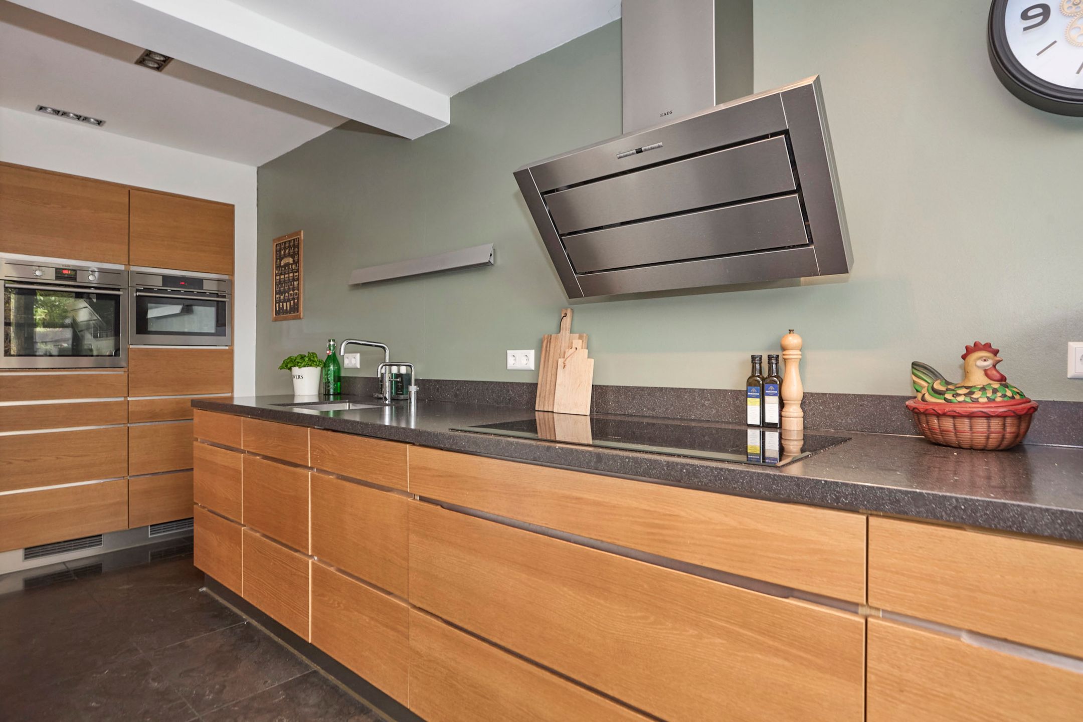 Photo 3 of Waterloolaan 18