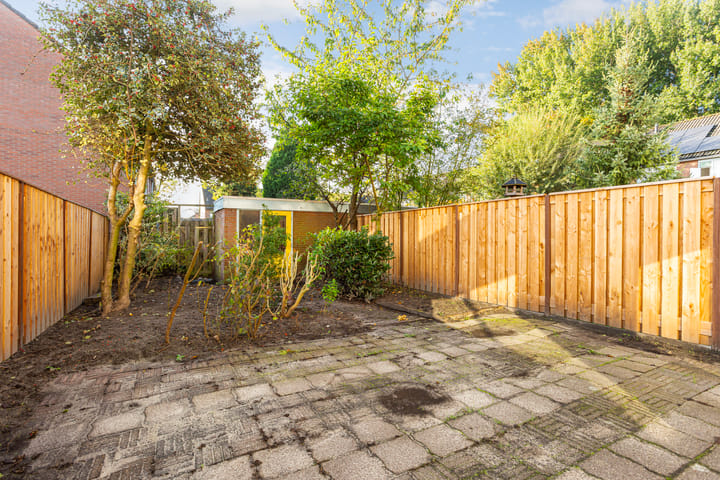 Foto 14 van Van den Helmstraat 6