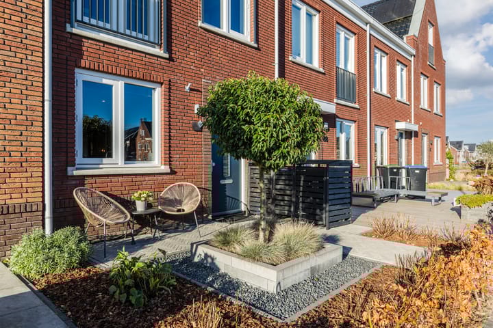 Photo 8 of Penningkruid 86