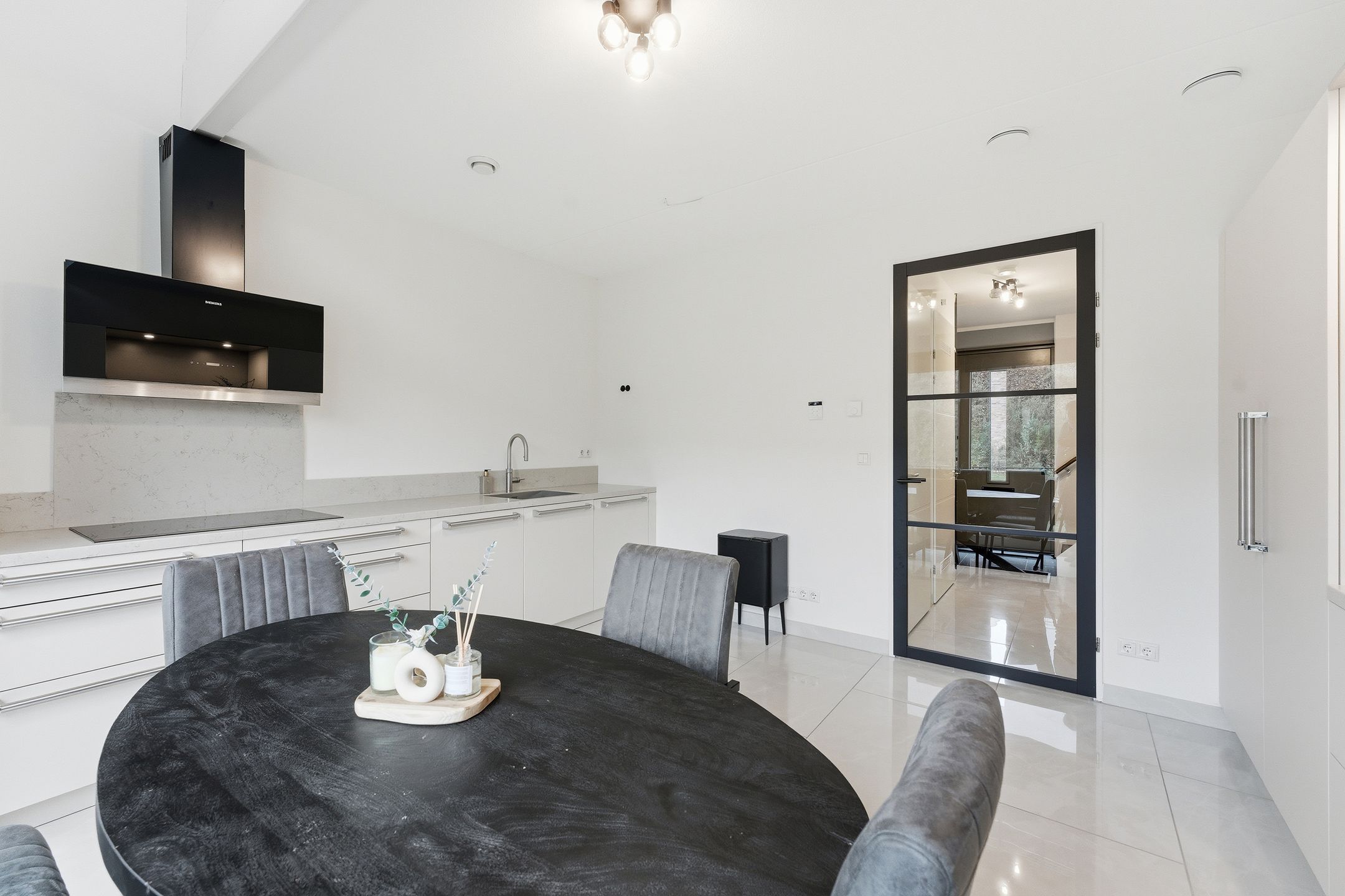 Foto 21 van Zwembaan 64