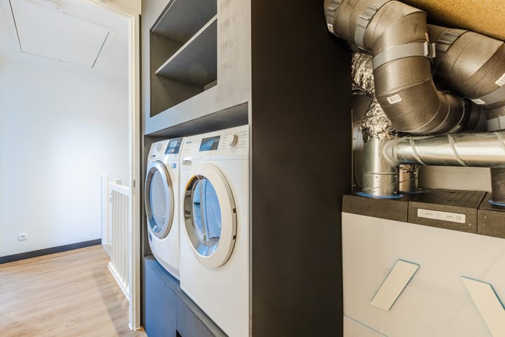 Photo 52 of Penningkruid 86